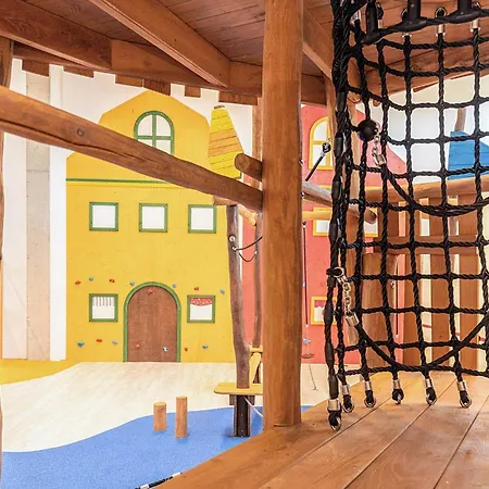 4 Person In * Wendtorf