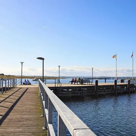 4 Person In アパート *